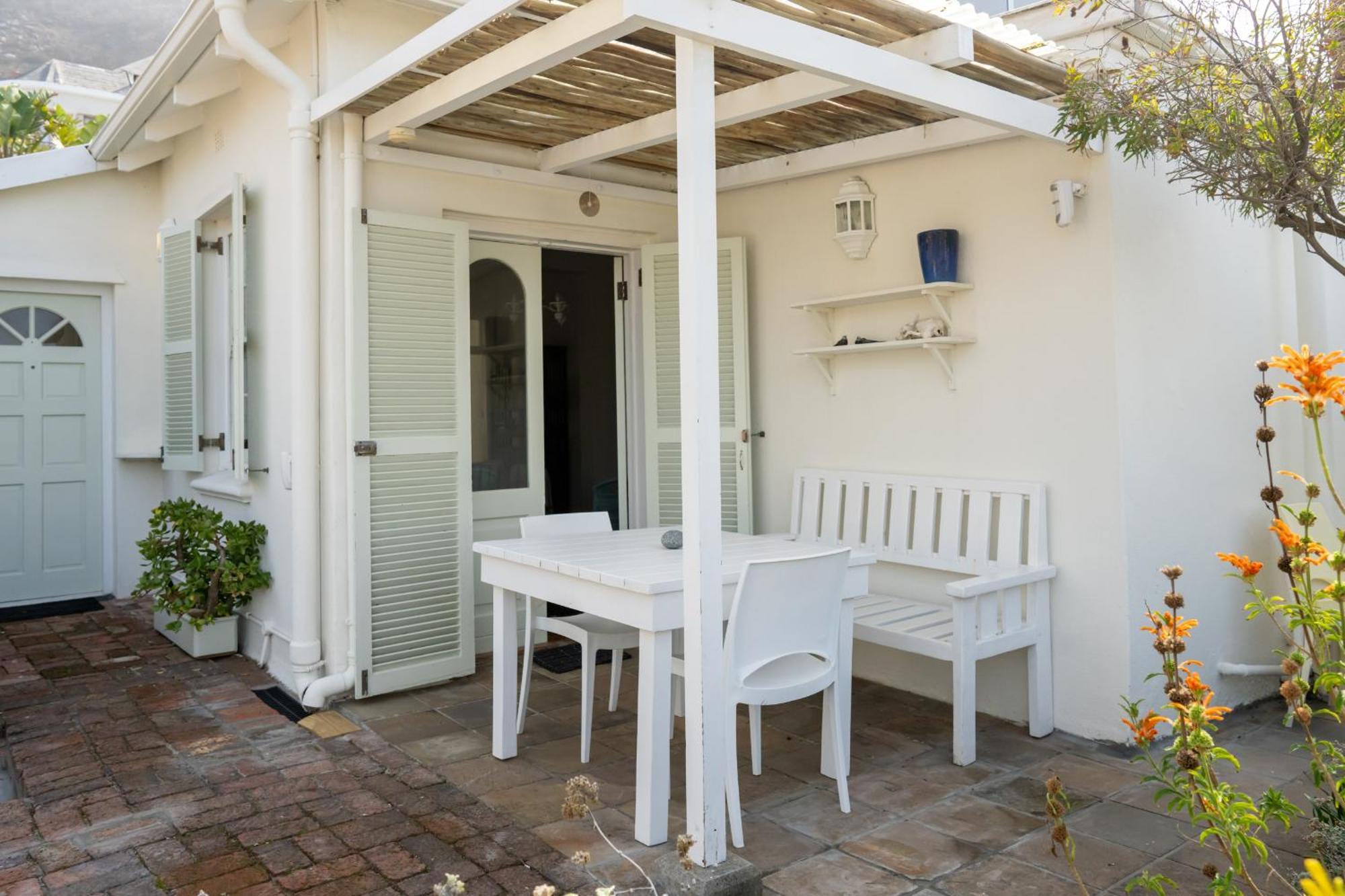 Chartfield Guesthouse Kalk Bay Exterior foto